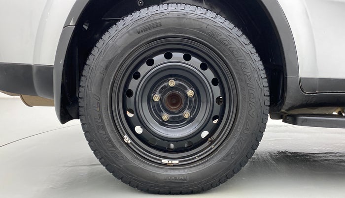 2013 Mahindra XUV500 W6 4X2, Diesel, Manual, 61,648 km, Right Rear Wheel