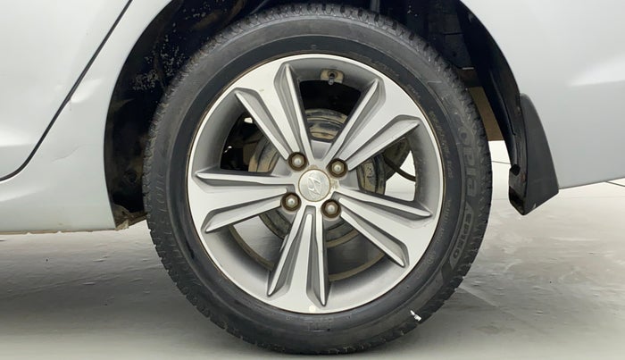 2019 Hyundai Verna 1.6 CRDI SX, Diesel, Manual, 38,986 km, Left Rear Wheel
