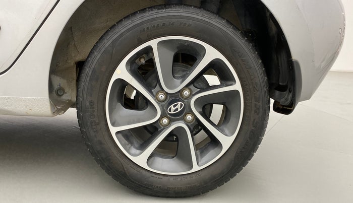 2017 Hyundai Grand i10 SPORTZ (O) 1.2 AT VTVT, Petrol, Automatic, 19,358 km, Left Rear Wheel