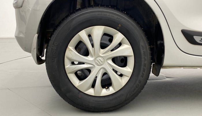 2019 Maruti Swift VXI AMT D, Petrol, Automatic, 17,576 km, Right Rear Wheel