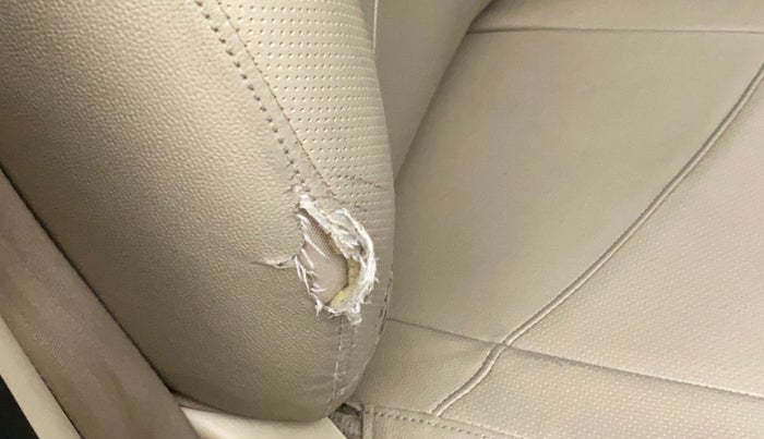 2014 Maruti Swift Dzire VXI, Petrol, Manual, 62,373 km, Driver seat - Cover slightly torn