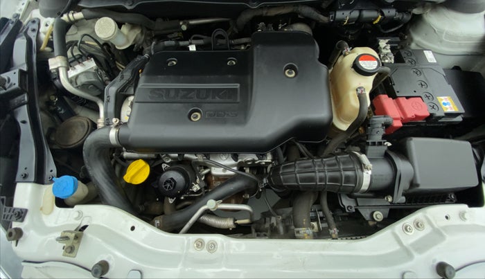 2017 Maruti Swift VDI ABS, Diesel, Manual, 40,757 km, Engine Bonet View