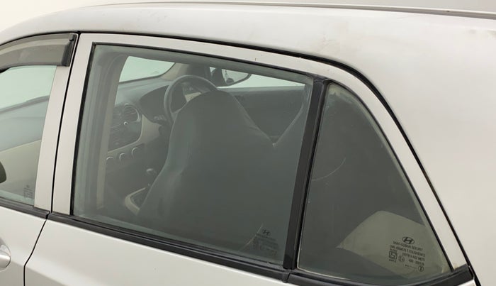 2016 Hyundai Grand i10 MAGNA 1.2 KAPPA VTVT, CNG, Manual, 82,442 km, Rear left door - Door visor damaged