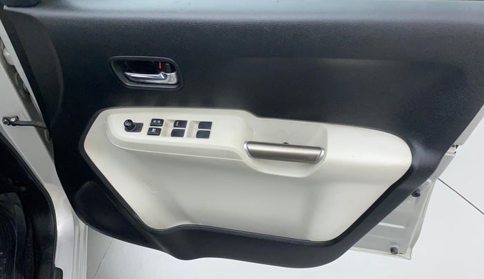 2017 Maruti IGNIS DELTA 1.2 K12, Petrol, Manual, 70,330 km, Driver Side Door Panels Control