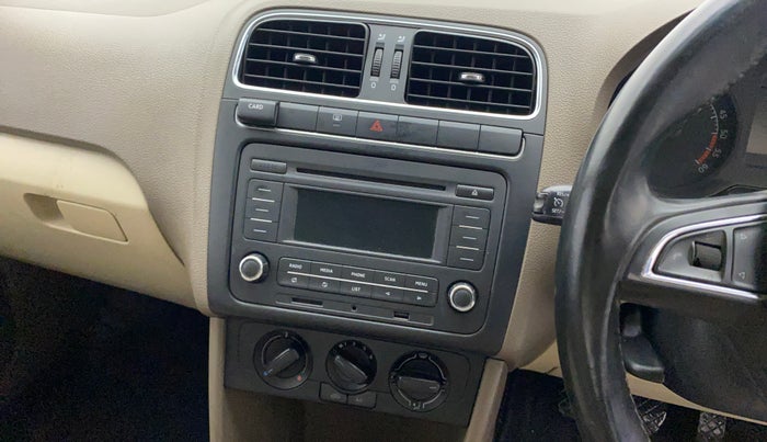 2014 Skoda Rapid 1.5 TDI CR AMBITION PLUS, Diesel, Manual, 83,171 km, Steering wheel - Sound system control has minor damage