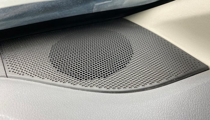2018 Renault Kwid RXT 1.0 EASY-R  AT, Petrol, Automatic, 10,025 km, Speaker