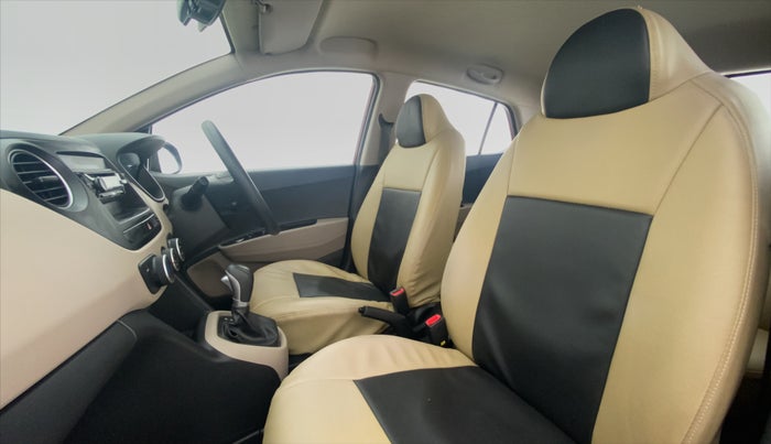 2016 Hyundai Grand i10 Magna 1.2 AT  VTVT, Petrol, Automatic, 19,606 km, Right Side Front Door Cabin