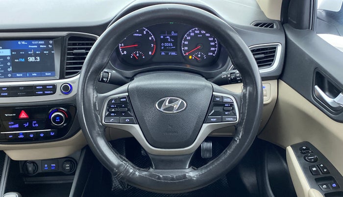 2018 Hyundai Verna 1.6 SX VTVT, Petrol, Manual, 37,834 km, Steering Wheel Close Up