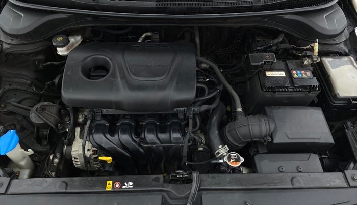 2018 Hyundai Verna 1.6 SX VTVT, Petrol, Manual, 37,834 km, Open Bonet