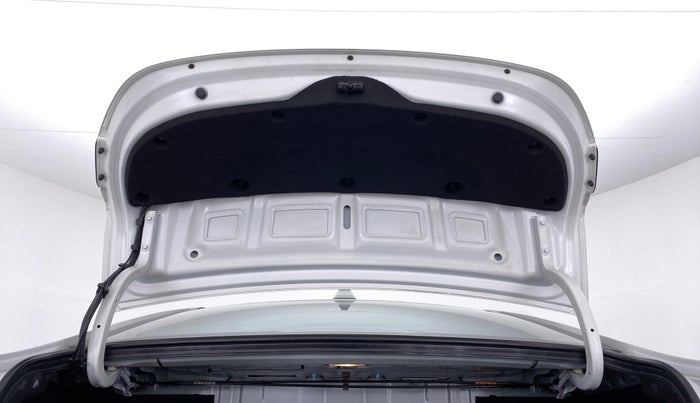 2018 Hyundai Verna 1.6 SX VTVT, Petrol, Manual, 37,834 km, Boot Door Open