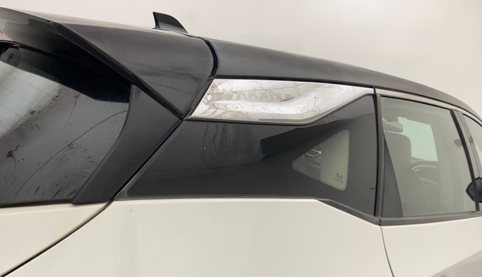 2019 Tata Harrier XZ 2.0L, Diesel, Manual, 77,757 km, Right C pillar - Rusted