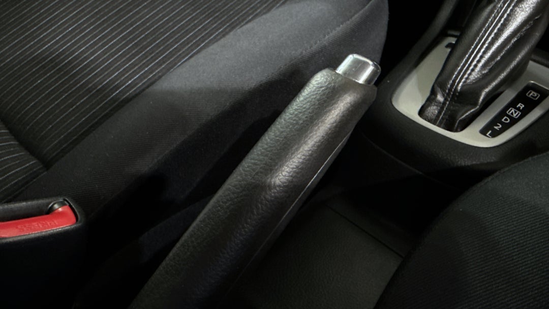 2015 Suzuki Swift Gl, Automatic, 94062 km, Handbrake