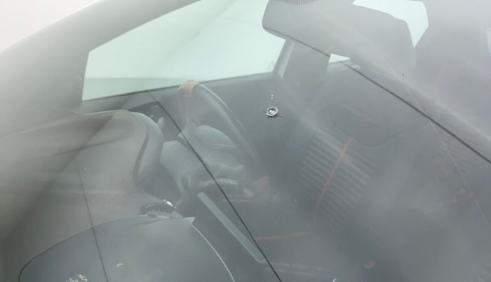 2018 Ford FREESTYLE TITANIUM 1.2 TI-VCT MT, Petrol, Manual, 74,462 km, Front windshield - Minor spot on windshield