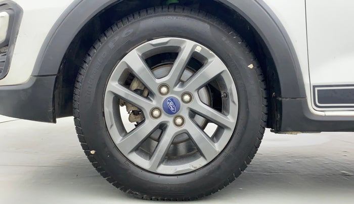 2018 Ford FREESTYLE TITANIUM 1.2 TI-VCT MT, Petrol, Manual, 74,462 km, Left Front Wheel