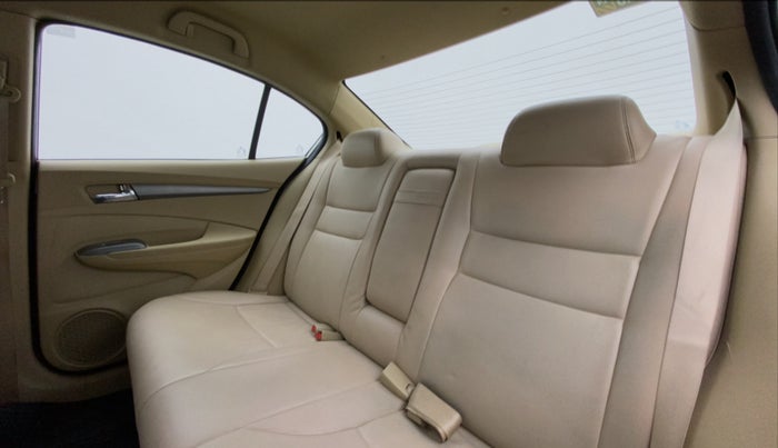 2013 Honda City 1.5L I-VTEC V MT, Petrol, Manual, 78,390 km, Right Side Rear Door Cabin