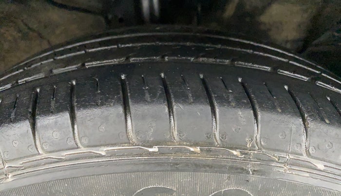 2019 KIA SELTOS HTK 1.5 PETROL, Petrol, Manual, 26,009 km, Right Front Tyre Tread