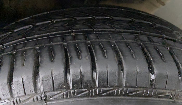 2015 Honda Brio 1.2 S MT I VTEC, Petrol, Manual, 57,599 km, Left Rear Tyre Tread