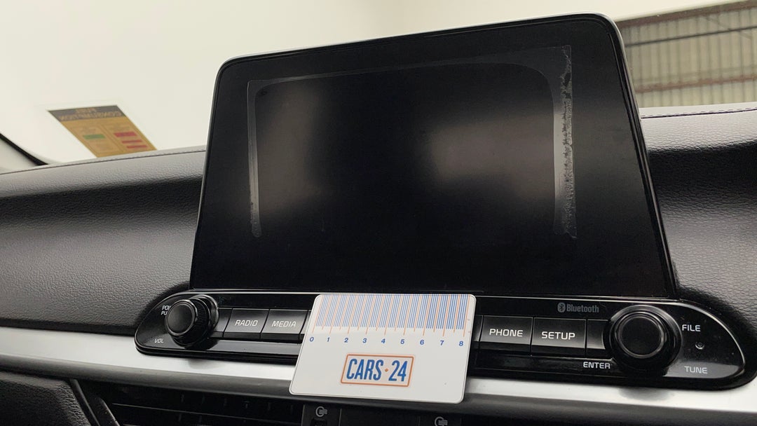 Infotainment System Face Plate Wear