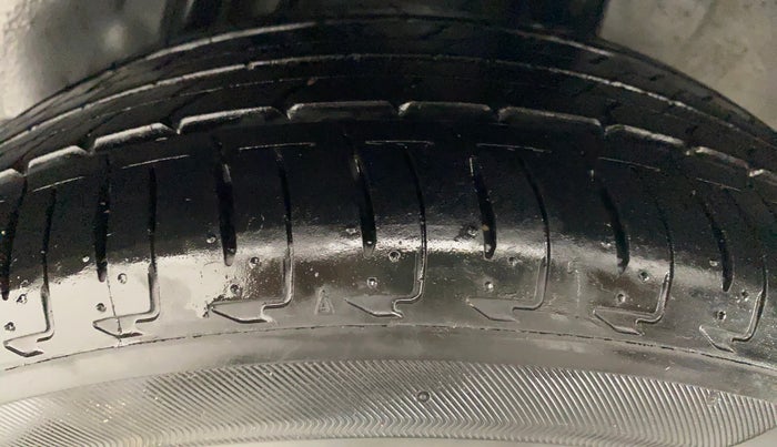 2019 Honda City ZX MT PETROL, Petrol, Manual, 20,082 km, Left Rear Tyre Tread