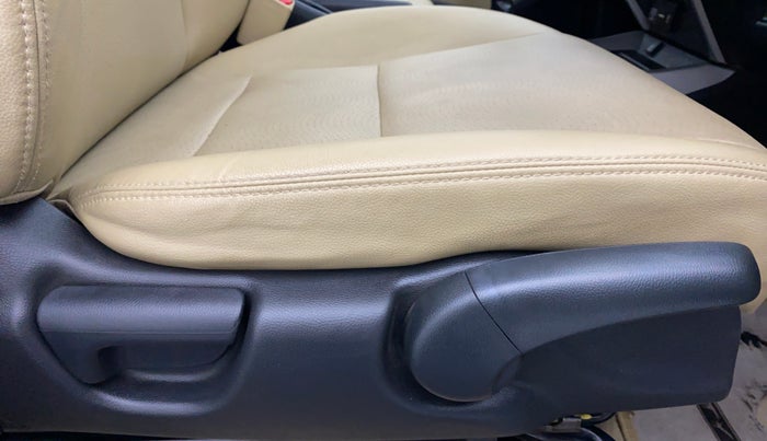 2019 Honda City ZX MT PETROL, Petrol, Manual, 20,082 km, Driver Side Adjustment Panel