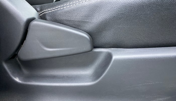 2018 Datsun Redi Go A, Petrol, Manual, 4,999 km, Driver Side Adjustment Panel