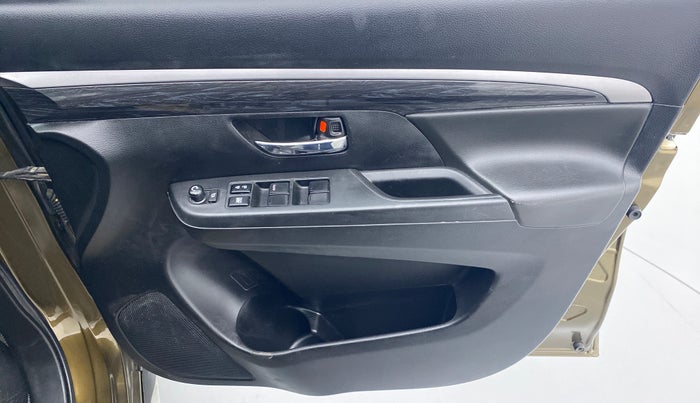 2019 Maruti XL6 ALPHA AT SHVS, Petrol, Automatic, 6,718 km, Driver Side Door Panels Control