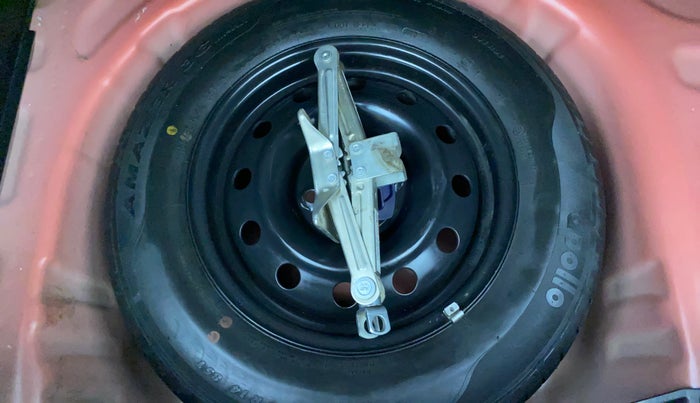 2020 Maruti Swift VXI, Petrol, Manual, 76,419 km, Dicky (Boot door) - Jack/Tool not available