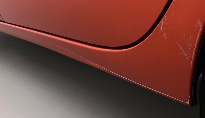 2020 Maruti Swift VXI, Petrol, Manual, 76,419 km, Left running board - Slightly dented