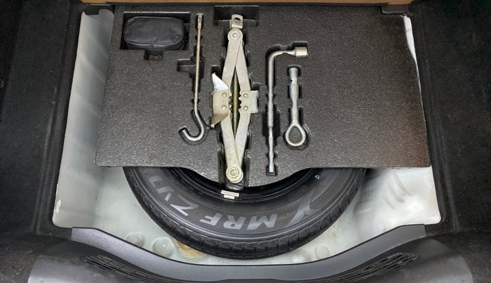 2017 Honda Jazz 1.2 SV MT, Petrol, Manual, 69,533 km, Spare Tyre
