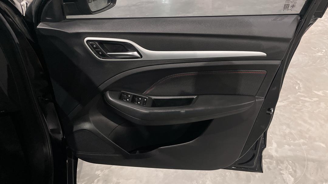 2022 MG ZS EV Essence, Automatic, 31199 km, Speaker View