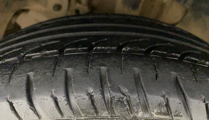 2018 Tata Tiago XTA PETROL, CNG, Automatic, 91,679 km, Left Front Tyre Tread