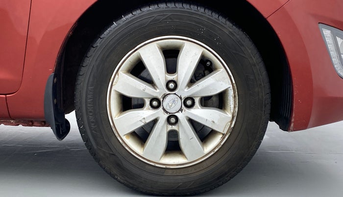 2013 Hyundai i20 SPORTZ 1.2 VTVT, Petrol, Manual, 84,555 km, Right Front Wheel
