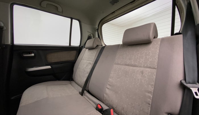 2015 Maruti Wagon R 1.0 VXI, Petrol, Manual, 55,046 km, Right Side Rear Door Cabin