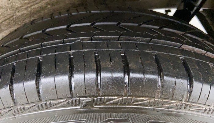 2015 Maruti Wagon R 1.0 VXI, Petrol, Manual, 55,046 km, Left Rear Tyre Tread