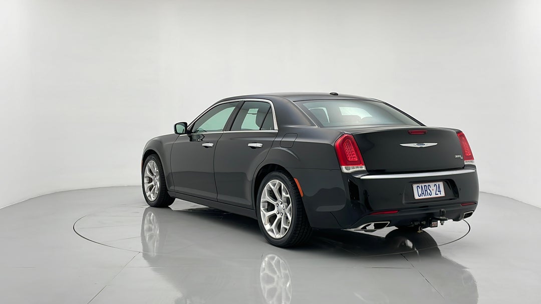 Left Back Diagonal (45- Degree) View