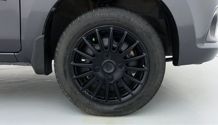 2018 Maruti Alto K10 VXI P, Petrol, Manual, 30,462 km, Right Front Wheel