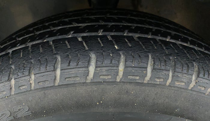 2018 Maruti Alto K10 VXI P, Petrol, Manual, 30,462 km, Left Front Tyre Tread
