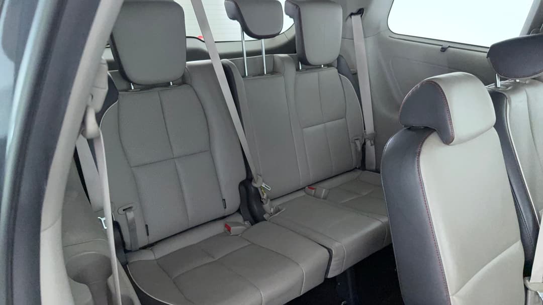 2016 Kia Carnival Platinum, Automatic, 163205 km, Third Row Seats