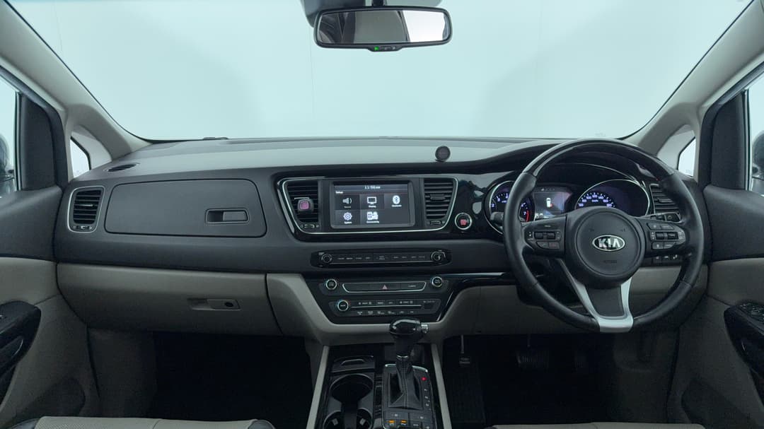 2016 Kia Carnival Platinum, Automatic, 163205 km, Dashboard View