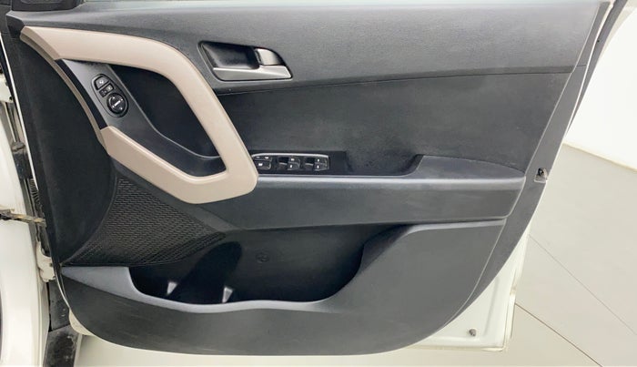 2016 Hyundai Creta SX PLUS AT 1.6 PETROL, Petrol, Automatic, 84,766 km, Driver Side Door Panels Control