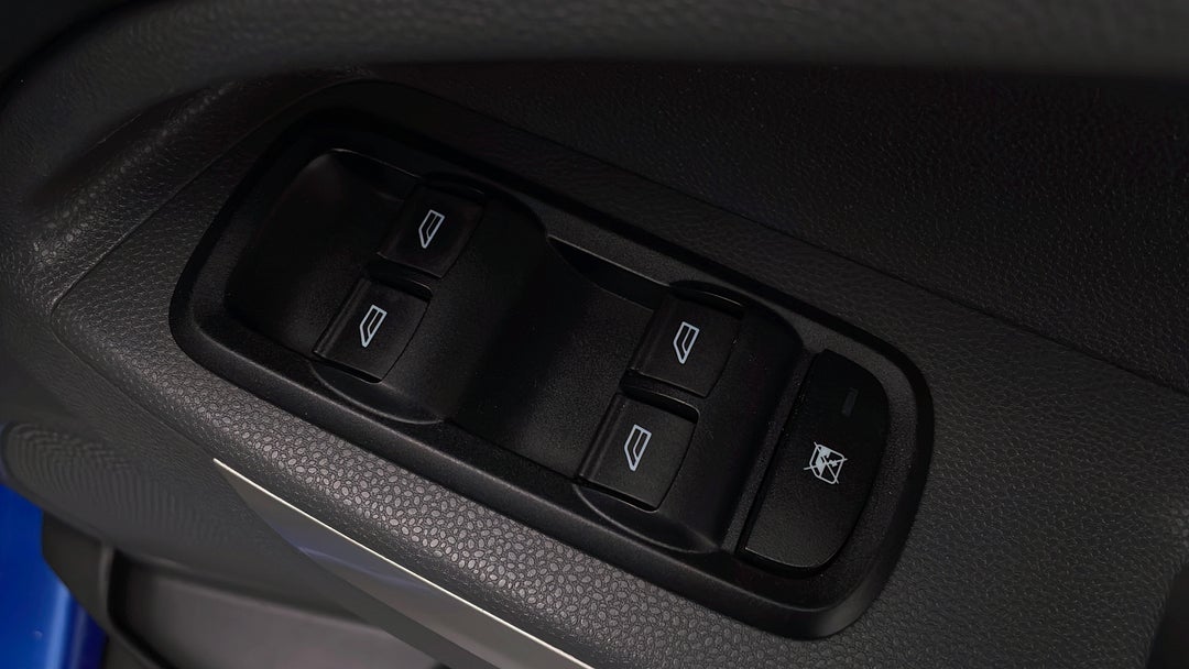 2013 Ford Ecosport Titanium 1.0, Manual, 116121 km, Drivers Side Door Panel Controls