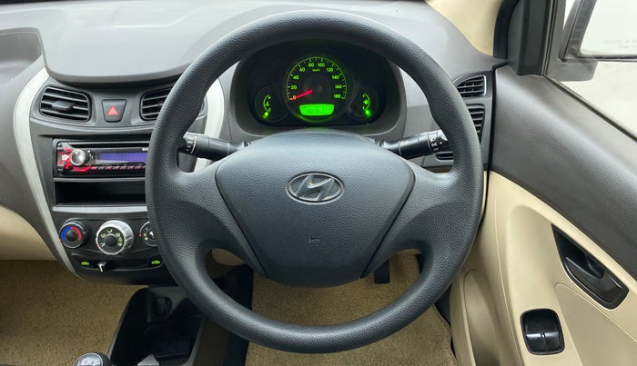 2014 Hyundai Eon ERA PLUS, Petrol, Manual, 49,350 km, Steering Wheel Close Up