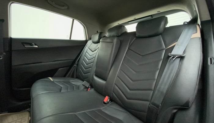 2017 Hyundai Creta 1.6 CRDI SX PLUS AUTO, Diesel, Automatic, 26,569 km, Right Side Rear Door Cabin