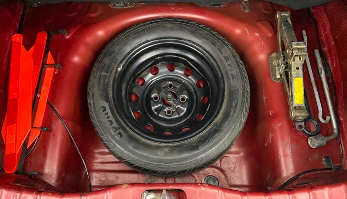 2014 Hyundai Eon MAGNA PLUS, Petrol, Manual, 55,042 km, Spare Tyre