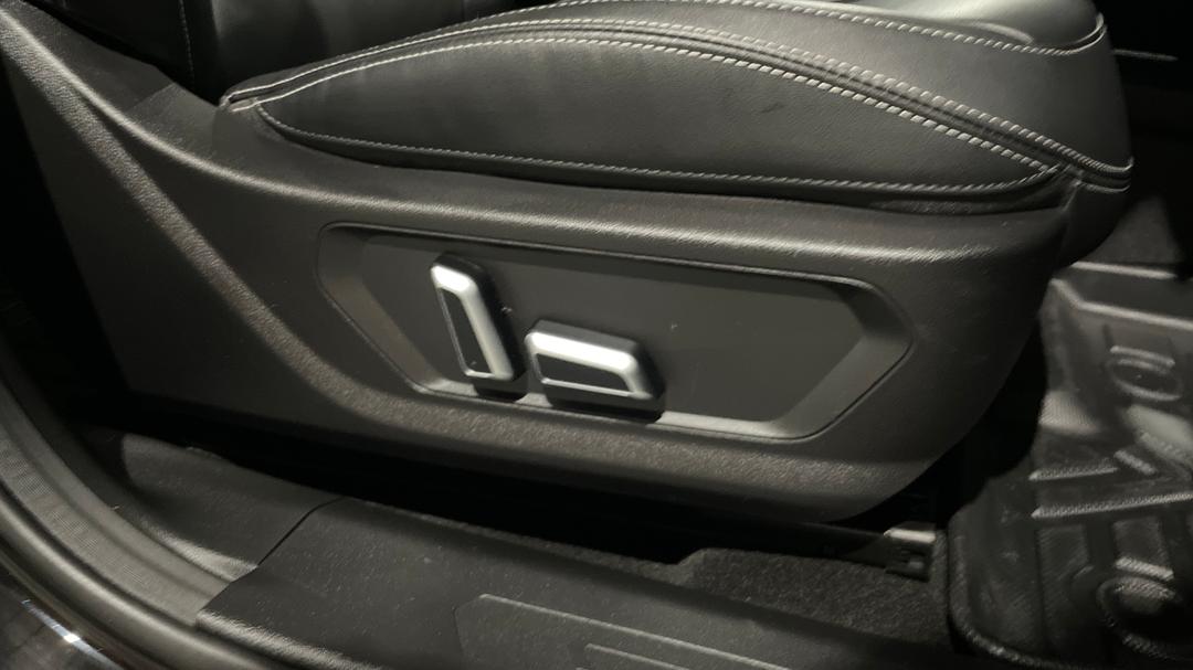 2022 GWM Haval Jolion Ultra Hybrid, Automatic, 19923 km, Drivers Side Adjustment Panel