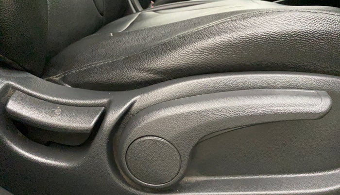 2018 Hyundai Elite i20 SPORTZ 1.4 CRDI, Diesel, Manual, 86,177 km, Driver Side Adjustment Panel