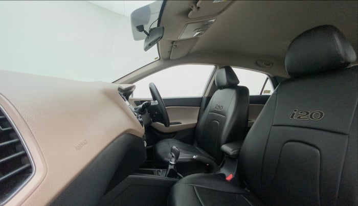 2018 Hyundai Elite i20 SPORTZ 1.4 CRDI, Diesel, Manual, 86,177 km, Right Side Front Door Cabin