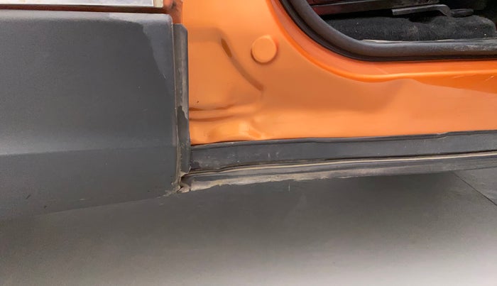 2019 Tata Harrier XZ 2.0L, Diesel, Manual, 61,228 km, Right running board - Slightly dented