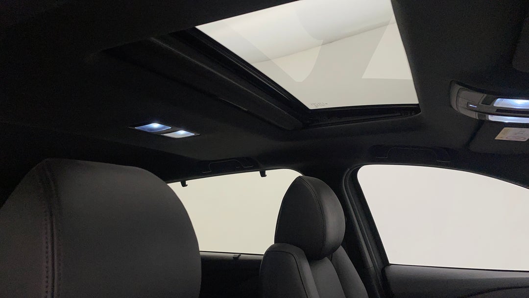 Interior Sunroof/Moonroof