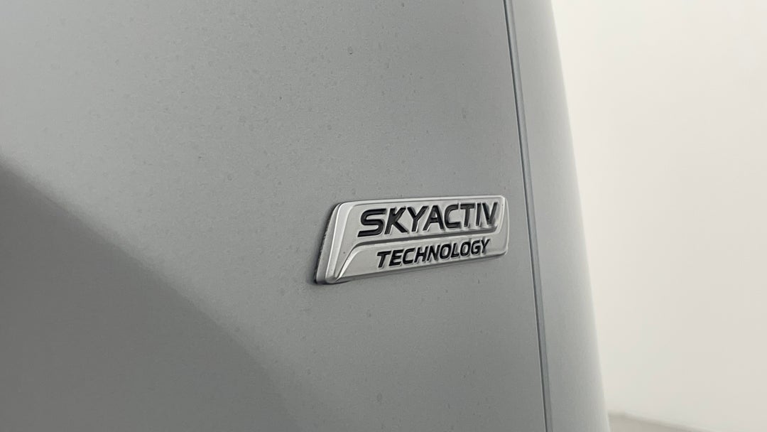 Badge (Boot Right Side)